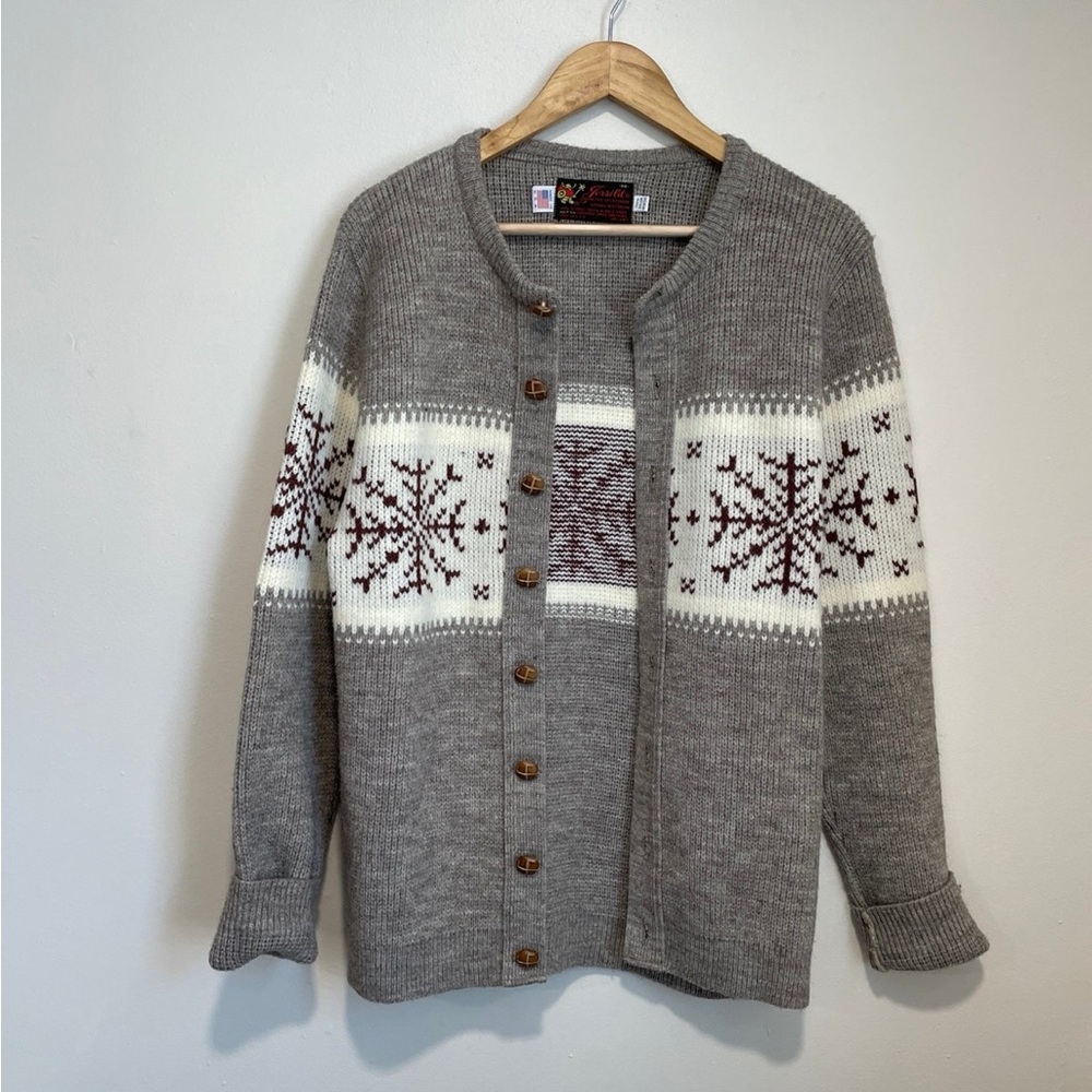 Vintage winter cartigan
